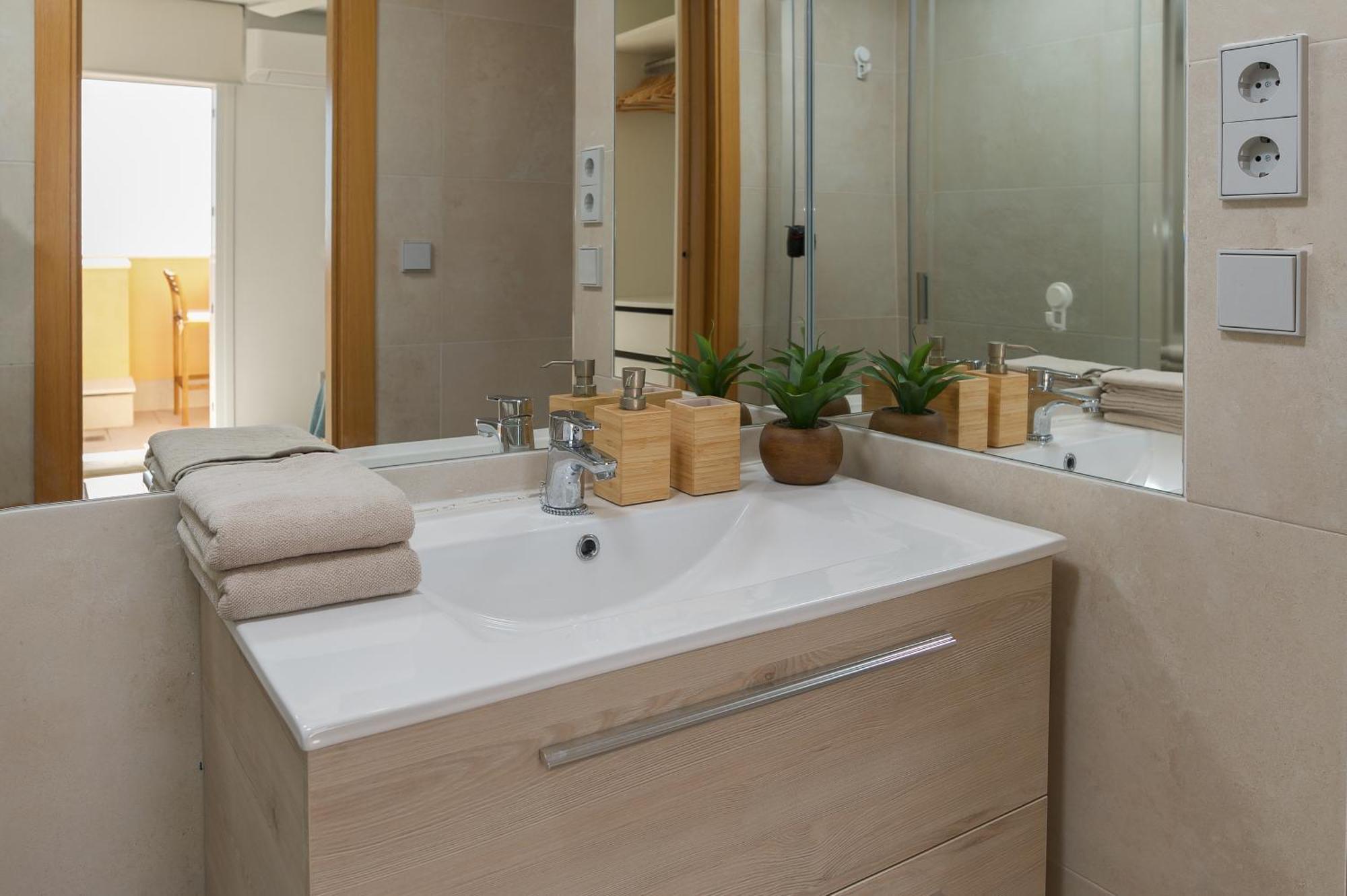 Deja Blue - Tarifa Rent Modern Penthouse Apartment ภายนอก รูปภาพ